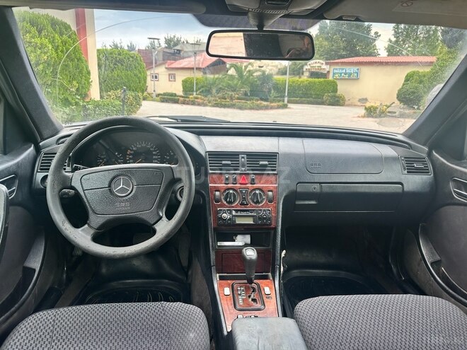Mercedes C 200 1999, 254,785 km - 2.0 l - Bakı
