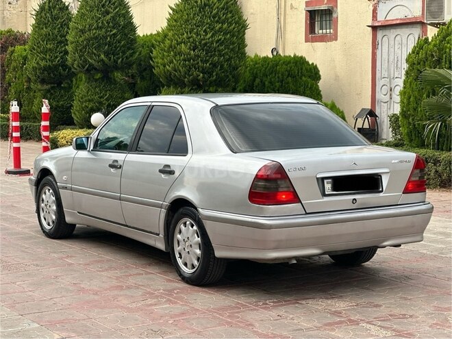 Mercedes C 200 1999, 254,785 km - 2.0 l - Bakı