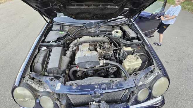 Mercedes E 200 1996, 356,523 km - 2.0 l - Masallı