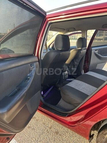 Toyota Corolla 2004, 490,588 km - 1.4 l - Bakı