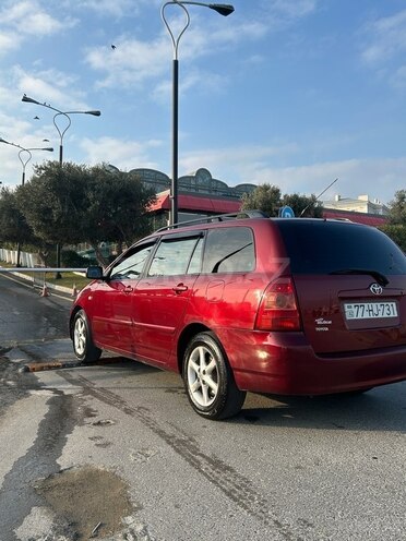 Toyota Corolla 2004, 490,588 km - 1.4 l - Bakı