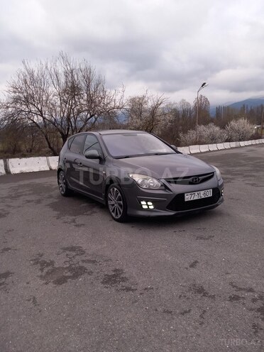 Hyundai i30 2010, 378,000 km - 1.6 l - İsmayıllı