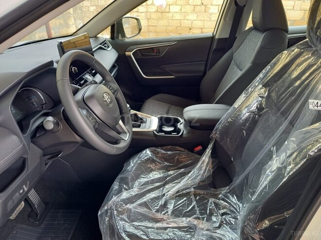 Toyota RAV4 2023, 6,000 km - 2.5 л - Bakı
