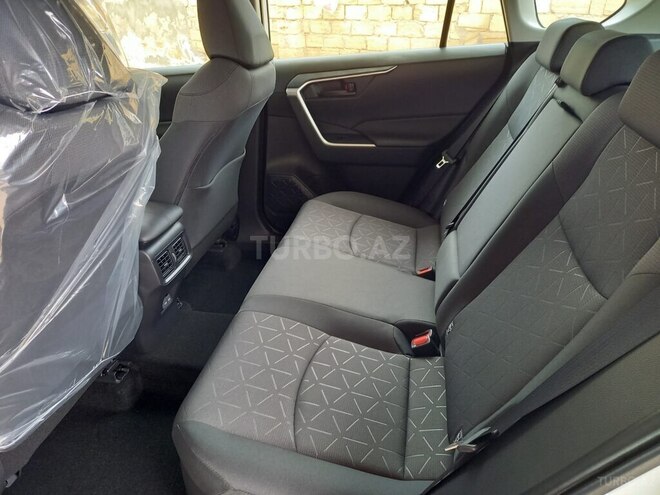 Toyota RAV4 2023, 6,000 km - 2.5 л - Bakı