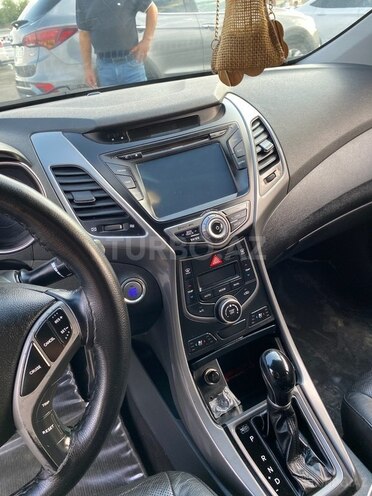 Hyundai Avante 2014, 260,000 km - 1.6 л - Bakı