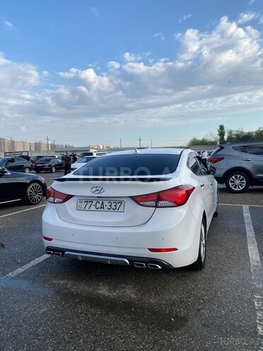 Hyundai Avante 2014, 260,000 km - 1.6 л - Bakı