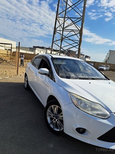 Ford Focus 2013, 246,040 km - 1.6 l - Bakı