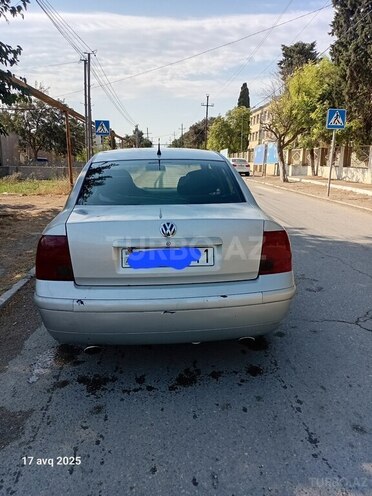 Volkswagen Passat 2000, 246,500 km - 2.8 l - Bakı