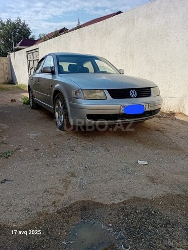 Volkswagen Passat 2000, 246,500 km - 2.8 l - Bakı