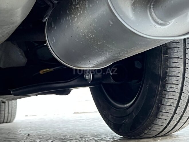 Nissan Sunny 2015, 85,000 km - 1.6 l - Bakı