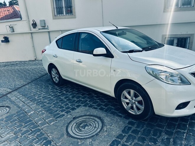 Nissan Sunny 2013, 243,000 km - 1.5 л - Bakı