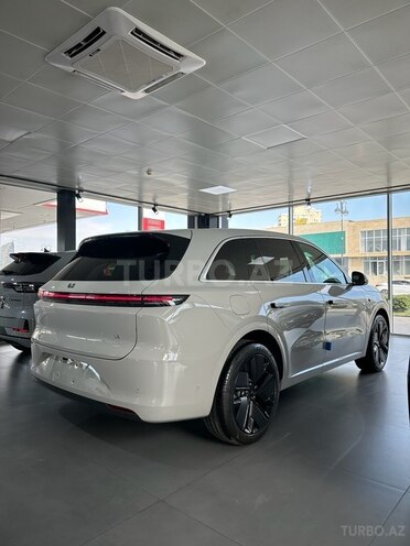 Li Auto  2025, 0 km - 1.5 л - Bakı