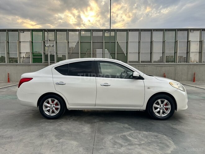Nissan Sunny 2012, 240,000 km - 1.5 l - Bakı