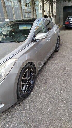 Hyundai Grandeur 2011, 200,600 km - 3.0 л - Bakı
