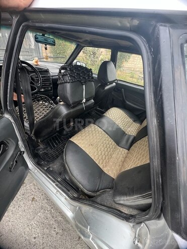 LADA (VAZ) 2115 2004, 235,300 km - 1.5 l - Ucar