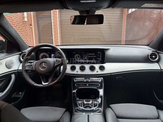 Mercedes E 220 d 2016, 404,500 km - 2.0 l - Bakı