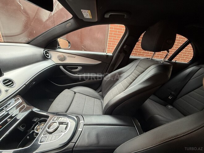 Mercedes E 220 d 2016, 404,500 km - 2.0 l - Bakı