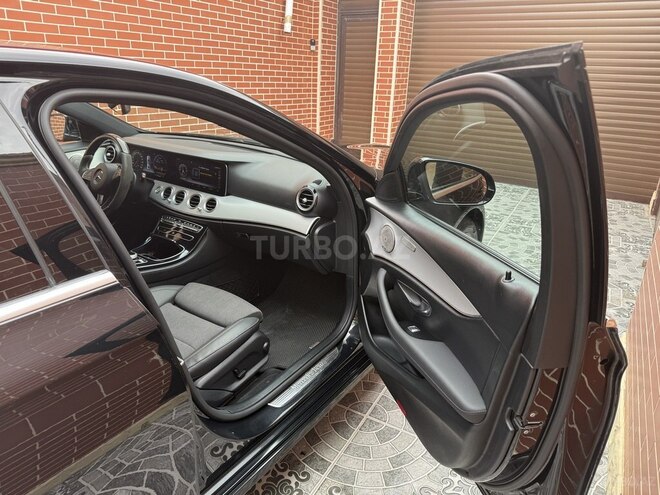 Mercedes E 220 d 2016, 404,500 km - 2.0 l - Bakı
