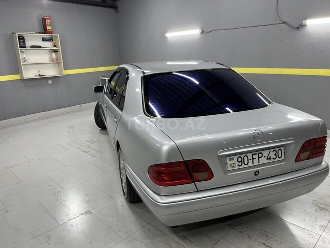 Mercedes E 220 1997, 580,000 km - 2.2 l - Bakı