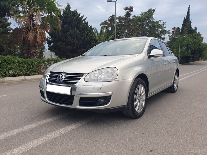 Volkswagen Jetta 2010, 175,000 km - 1.6 l - Bakı