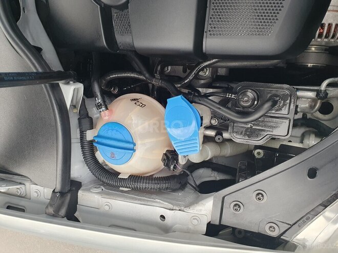 Volkswagen Jetta 2010, 175,000 km - 1.6 l - Bakı