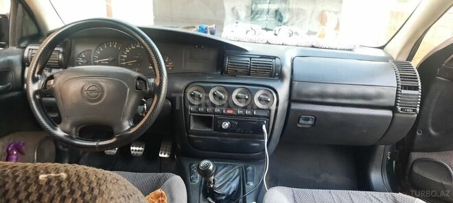 Opel Omega 1996, 258,085 km - 2.0 l - Sumqayıt