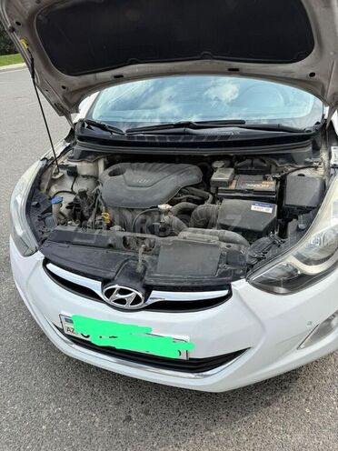 Hyundai Avante 2013, 215,000 km - 1.6 l - Bakı