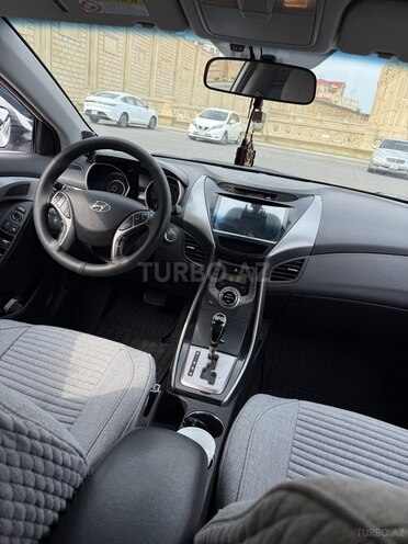 Hyundai Avante 2013, 215,000 km - 1.6 l - Bakı