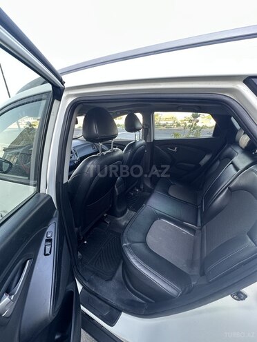 Hyundai ix35 2010, 297,000 km - 2.0 l - Bakı