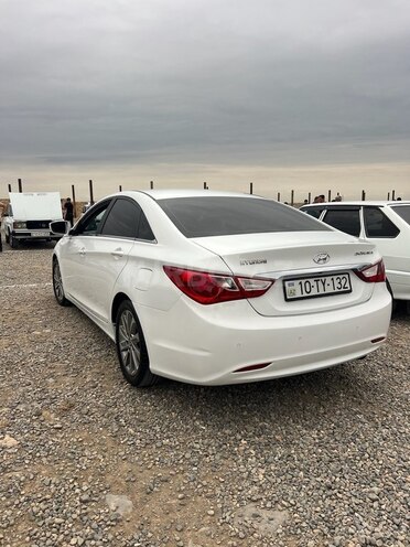 Hyundai Sonata 2013, 203,000 km - 2.0 l - Ağstafa