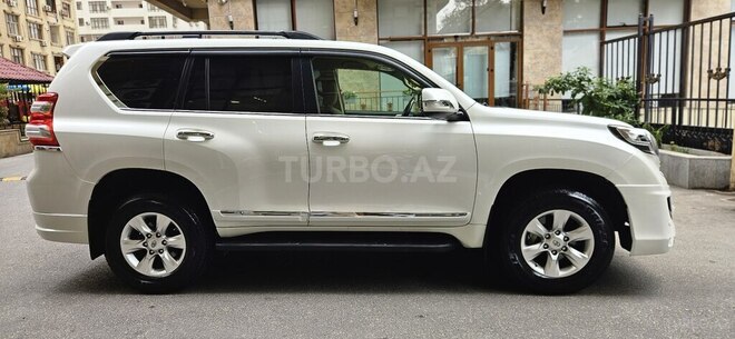 Toyota Land Cruiser Prado 2014, 121,000 km - 2.7 л - Bakı