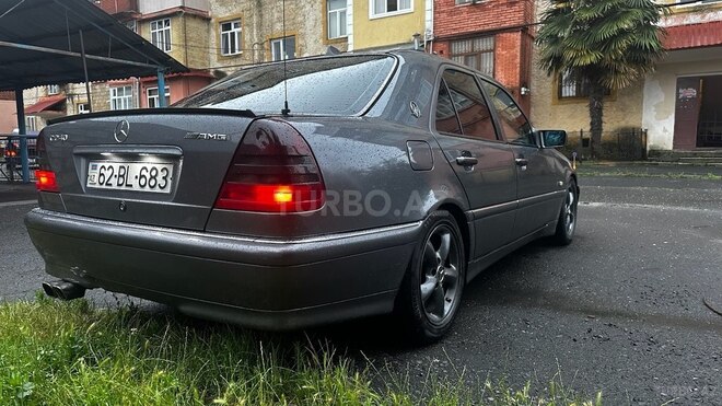 Mercedes C 240 1998, 440,000 km - 2.4 l - Qazax