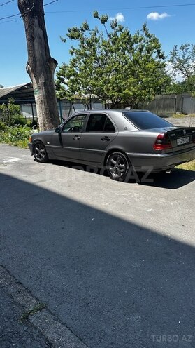 Mercedes C 240 1998, 440,000 km - 2.4 l - Qazax
