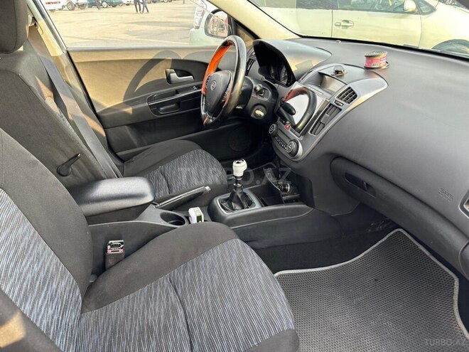Kia Ceed 2008, 410,000 km - 1.6 л - Bakı