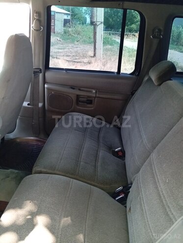 Ford Explorer 1997, 250,000 km - 4.0 l - Naxçıvan
