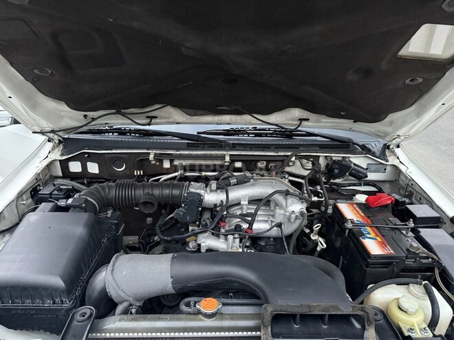 Mitsubishi Pajero 2007, 270,000 km - 3.0 l - Bakı