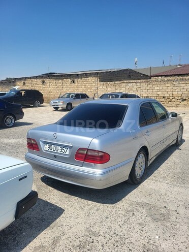 Mercedes E 240 1999, 343,390 km - 2.4 l - Sumqayıt