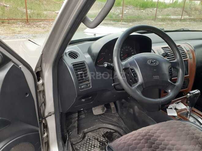 Hyundai Terracan 2003, 297,546 km - 2.9 l - Yevlax