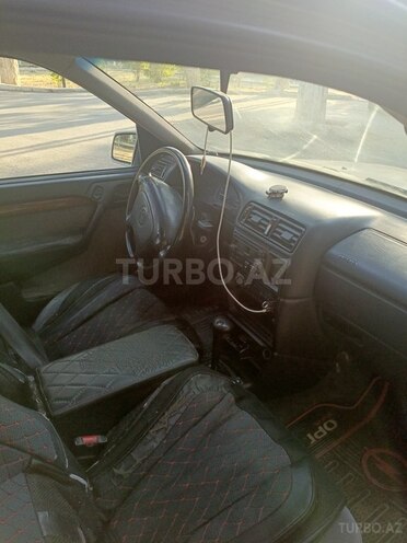 Opel Vectra 1994, 497,000 km - 2.0 l - Şirvan