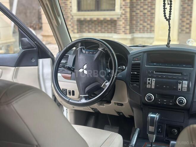 Mitsubishi Pajero 2007, 272,477 km - 3.0 l - Qusar