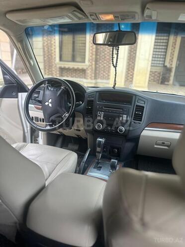 Mitsubishi Pajero 2007, 272,477 km - 3.0 l - Qusar