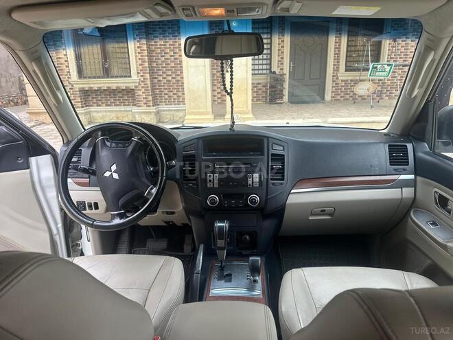 Mitsubishi Pajero 2007, 272,477 km - 3.0 l - Qusar