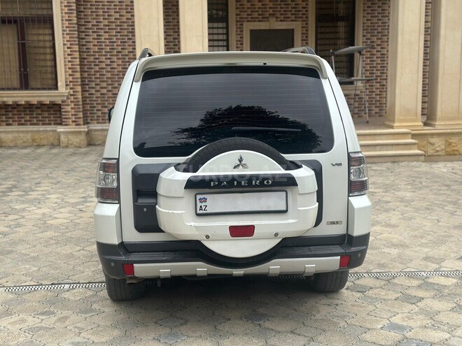 Mitsubishi Pajero 2007, 272,477 km - 3.0 l - Qusar