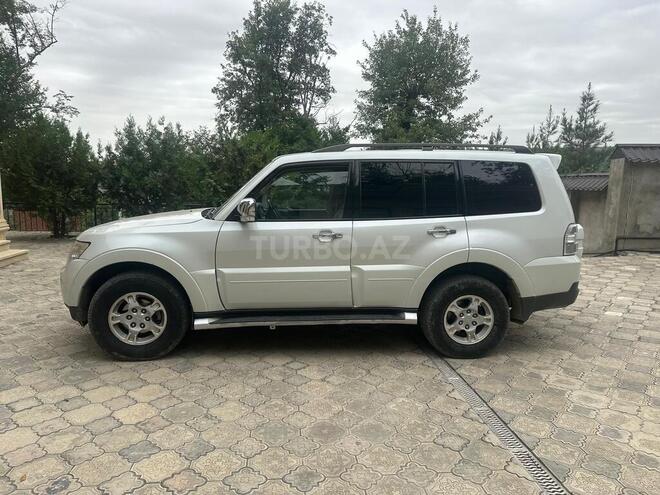 Mitsubishi Pajero 2007, 272,477 km - 3.0 l - Qusar