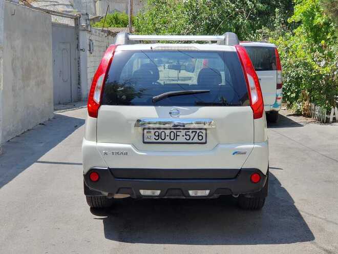 Nissan X-Trail 2012, 176,500 km - 2.5 l - Bakı