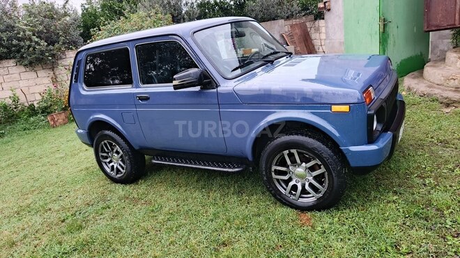 LADA (VAZ) Niva 2015, 130,000 km - 1.7 l - Astara