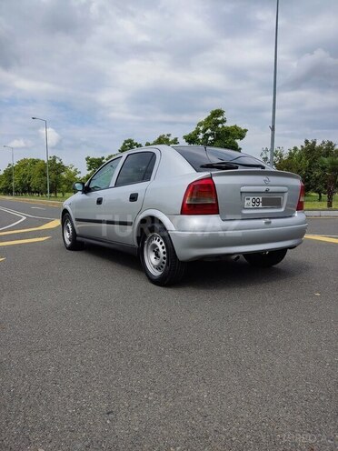 Opel Astra 2001, 260,000 km - 1.6 l - Zaqatala