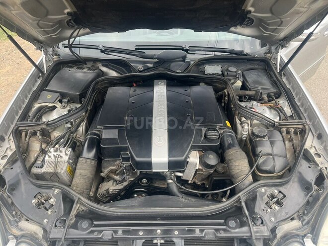 Mercedes E 240 2002, 240,000 km - 2.6 l - Qazax