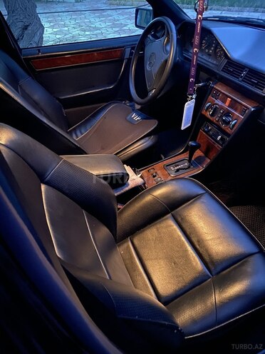 Mercedes E 200 1995, 526,000 km - 2.0 l - Bakı
