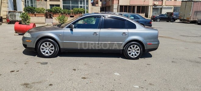 Volkswagen Passat 2003, 450,000 km - 1.8 l - Bakı